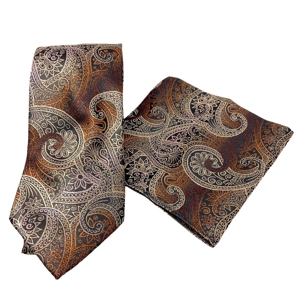 STACY ADAMS Brown Paisley with Pocket Square